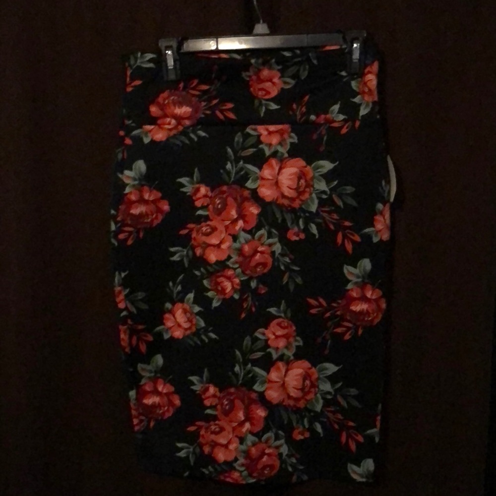 I never wore it .it  still have the tag on it